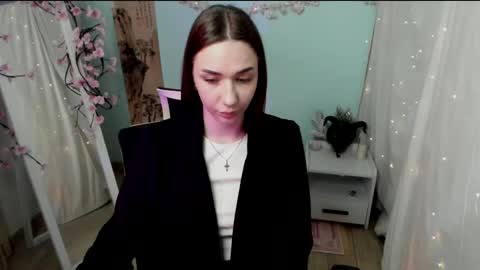 Tayla online show from April 2, 6:10 am