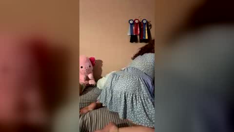 Taylor linn online show from July 21, 7:21 am