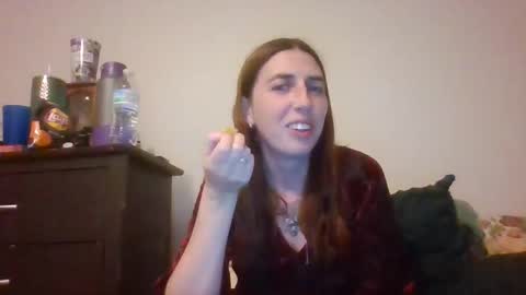 taylorslay online show from December 4, 11:59 pm