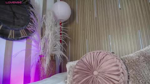 Sofia online show from March 21, 8:35 pm