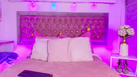 Sofia online show from February 24, 1:03 pm