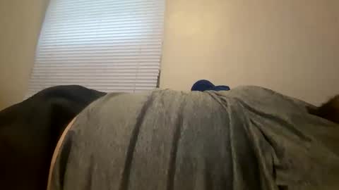 tb02041920 online show from April 7, 10:56 pm