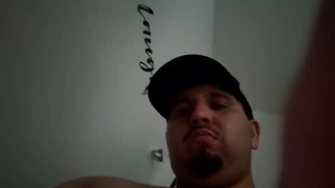 Snapshot of tboy833 chatting on October 2, 6:07 pm Luis online show from October 2, 6:07 pm