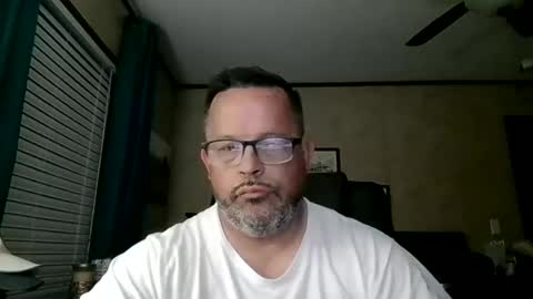 tdhawk87 online show from June 8, 9:54 am