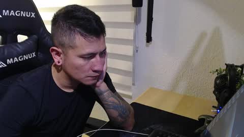 DYNAMITE DUO69 online show from April 15, 12:52 pm