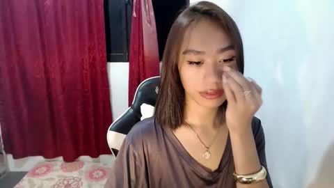 your future wife online show from April 11, 7:07 pm