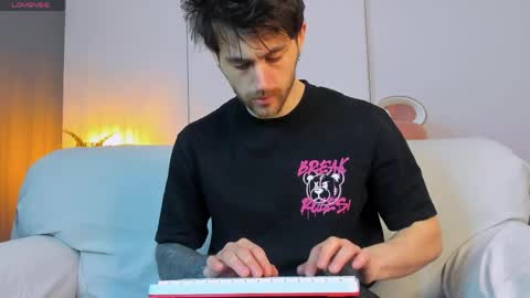 Martin online show from April 8, 8:06 am