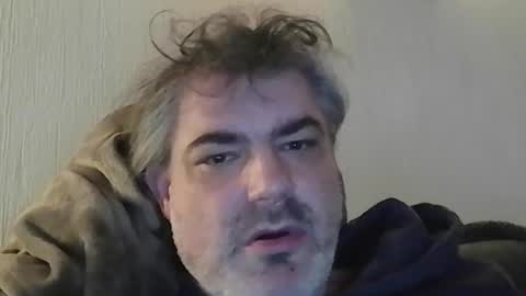 Peter online show from May 12, 6:06 pm