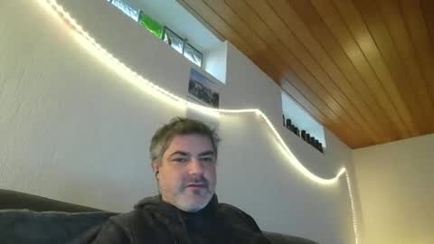 Snapshot of teeforyou chatting on February 18, 7:10 am Peter online show from February 18, 7:10 am