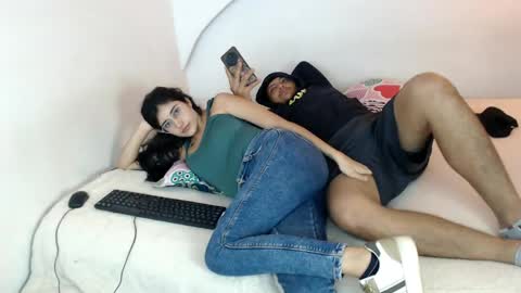 tefanny_and_alexbf online show from May 22, 12:06 am