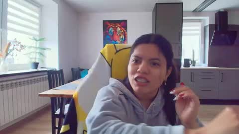 Amazing SALOME online show from November 18, 8:39 am