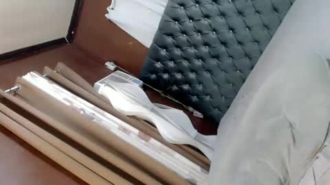 EVA GLASSCOTT online show from February 2, 10:02 am