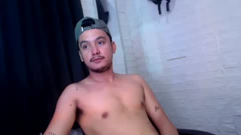 tempting_jon online show from November 11, 6:59 am