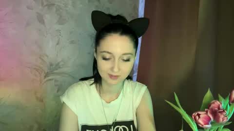 temptingvision online show from March 8, 2:10 pm