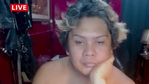 Snapshot of temptress_cocoxxx chatting on October 12, 7:34 am Mistress Coco online show from October 12, 7:34 am
