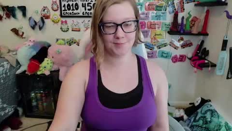 Pixie and Tentacle Overlord online show from April 15, 6:11 pm