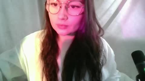 tendre_amelia online show from April 9, 6:19 am