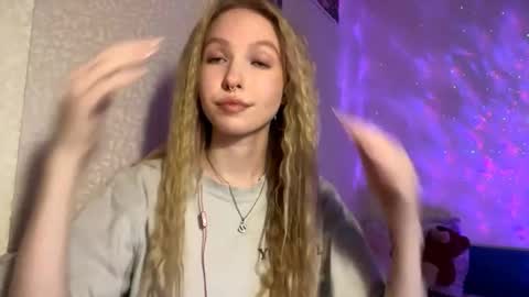 Snapshot of tequilaschlabach chatting on October 15, 3:02 pm Im Olivia online show from October 15, 3:02 pm
