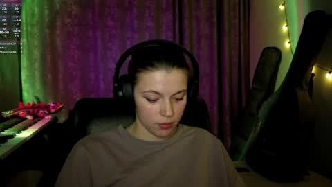 Anny Simpson online show from March 26, 9:53 pm