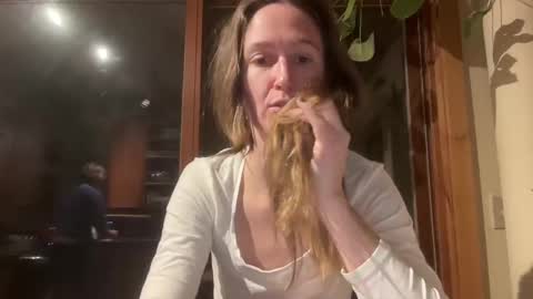 Snapshot of terraworship chatting on February 26, 2:41 am Terra Worship Findomme online show from February 26, 2:41 am