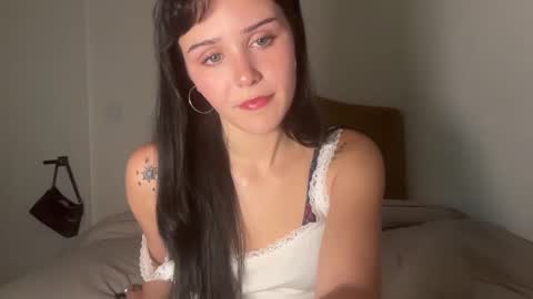 Snapshot of tessadovee chatting on September 16, 11:52 pm tessadovee online show from September 16, 11:52 pm