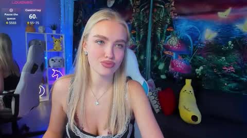 TessaHamilton online show from October 28, 11:00 am