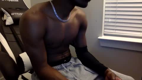 Snapshot of tevvdaren chatting on October 1, 6:45 am tevvdaren online show from October 1, 6:45 am