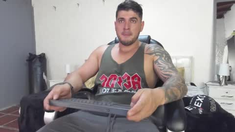Snapshot of teylor_creed chatting on February 13, 8:55 pm teylor creed online show from February 13, 8:55 pm