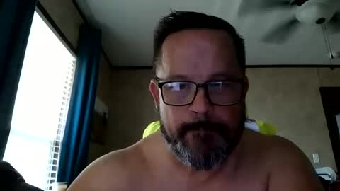Snapshot of tgchkn86 chatting on September 9, 9:04 pm tgchkn86 online show from September 9, 9:04 pm