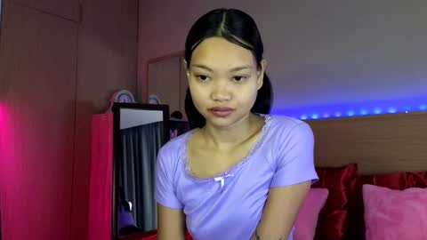 Snapshot of thailand4you chatting on October 12, 4:32 pm AbbieThai  online show from October 12, 4:32 pm