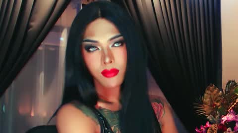 Snapshot of thalia_saint chatting on September 18, 10:41 am Thalia Saint online show from September 18, 10:41 am