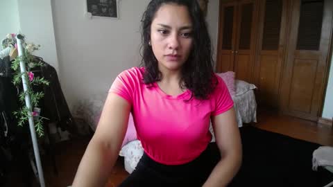 Snapshot of thaliacooper chatting on February 26, 4:49 pm online show from February 26, 4:49 pm