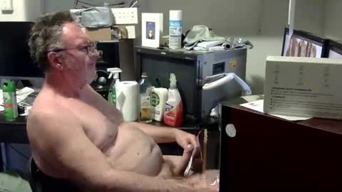 Snapshot of thang5545 chatting on October 17, 4:05 am thang5545 online show from October 17, 4:05 am