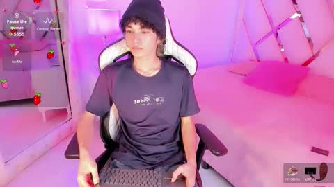 thanier_18 online show from February 20, 7:16 pm