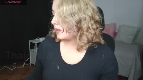   online show from October 16, 9:02 pm