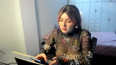   online show from March 3, 2:28 pm