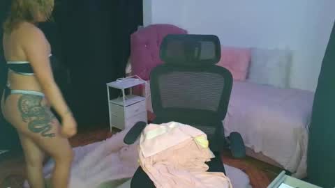   online show from November 21, 6:28 pm