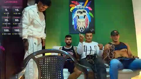 SCOTT  THEO  KAMERON  GENDERSON online show from November 15, 1:29 am