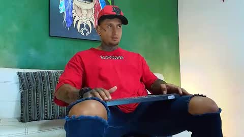 SCOTT  THEO  KAMERON  GENDERSON online show from March 27, 2:29 pm