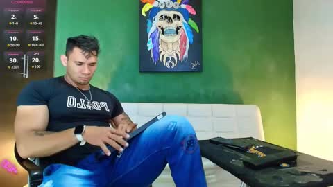 SCOTT  THEO  KAMERON  GENDERSON online show from April 1, 1:12 pm