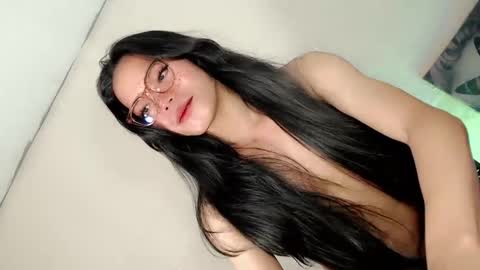 the_horny_bella online show from February 18, 5:57 pm