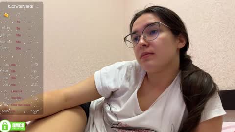 Snapshot of the_princese chatting on February 6, 11:15 pm Alice online show from February 6, 11:15 pm