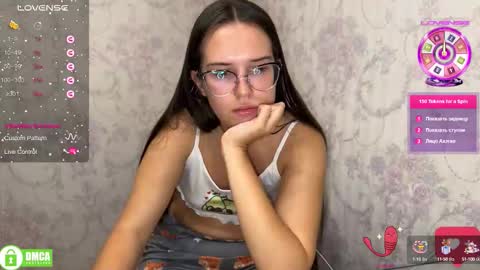 Snapshot of the_princese chatting on September 20, 7:28 pm Alice online show from September 20, 7:28 pm