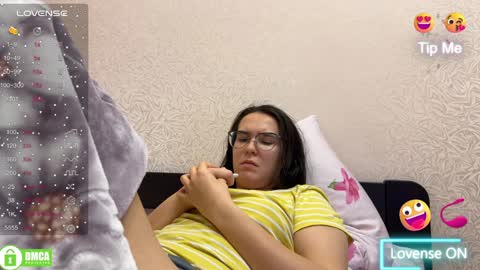 Snapshot of the_princese chatting on February 9, 4:14 am Alice online show from February 9, 4:14 am