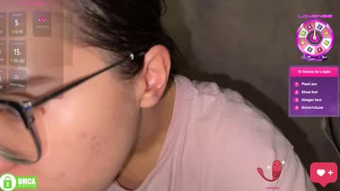 Snapshot of the_princese chatting on November 1, 9:41 am Alice online show from November 1, 9:41 am