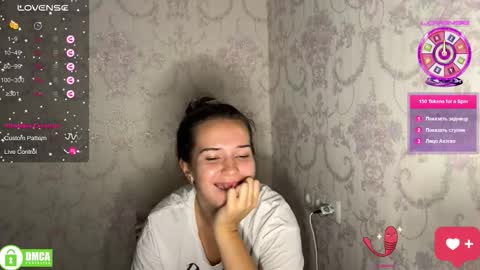 Snapshot of the_princese chatting on September 25, 8:16 pm Alice online show from September 25, 8:16 pm