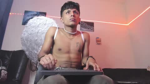 Danny online show from December 6, 7:15 am