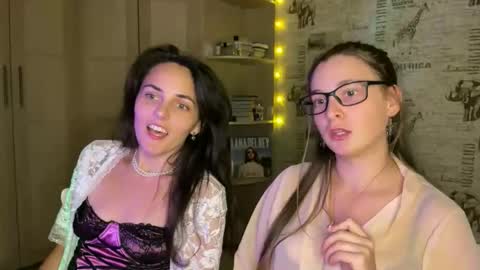 Snapshot of theanna510763 chatting on October 15, 8:31 pm theanna510763 online show from October 15, 8:31 pm