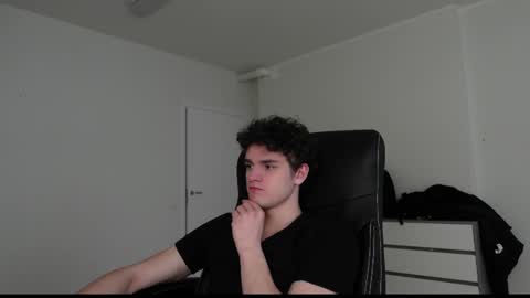 Thebrad H online show from March 18, 1:50 pm