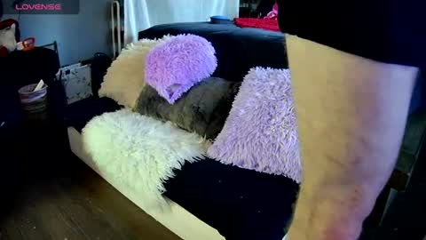 Thatcarrguyy online show from July 28, 3:48 am
